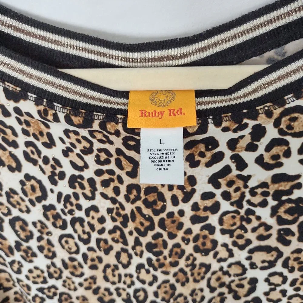Ruby Rd Gold Metallic Accented Animal Print Tunic Top L Large EUC Stretch - Picture 6 of 7